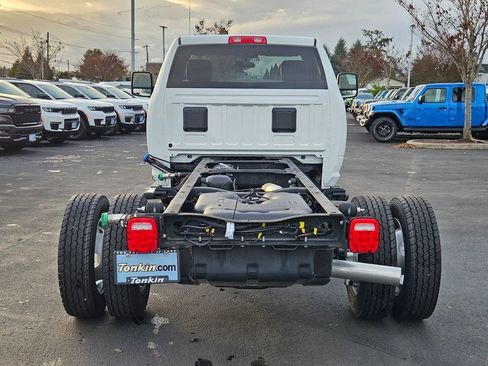 New 2024 RAM 4500 Tradesman image 5