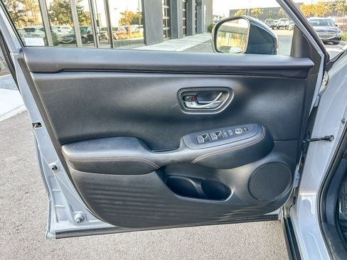 Used 2024 Honda HR-V Sport image 26