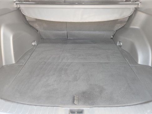 Used 2025 Toyota RAV4 XLE FWD image 16