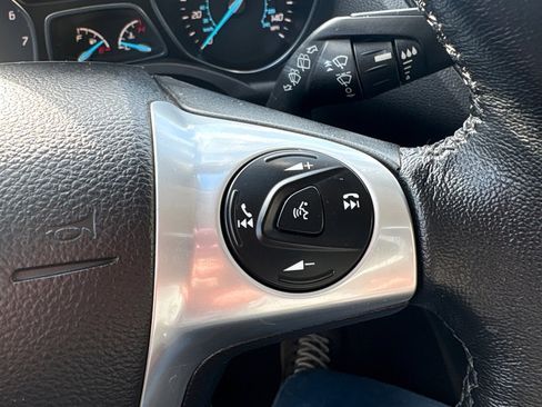 Used 2016 Ford Escape Titanium image 14