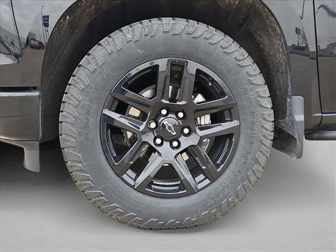 Certified 2022 Chevrolet Silverado 1500 Custom image 23