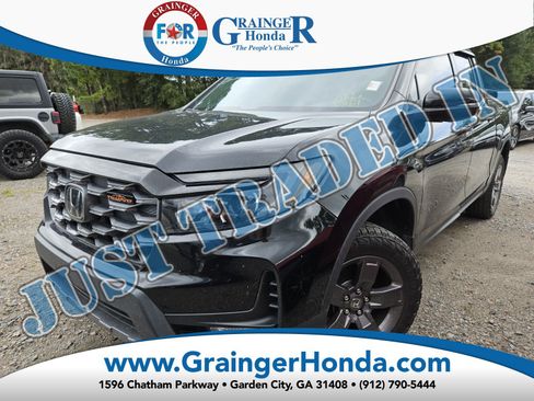 Certified 2025 Honda Ridgeline TrailSport image 1