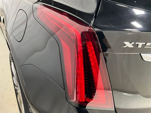 Used 2023 Cadillac XT5 Premium Luxury w/ Platinum Package AWD/4WD image 26