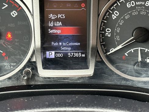 Used 2022 Toyota Tacoma SR5 image 24