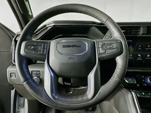 Used 2024 GMC Sierra 2500 Denali Ultimate image 16