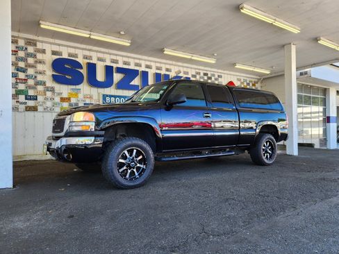 Used 2003 GMC Sierra 2500 SLT w/ SLT Preferred Equipment Group AWD/4WD image 21