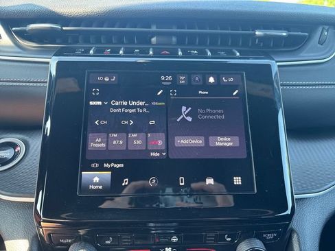Used 2024 Jeep Grand Cherokee L Altitude AWD/4WD image 16