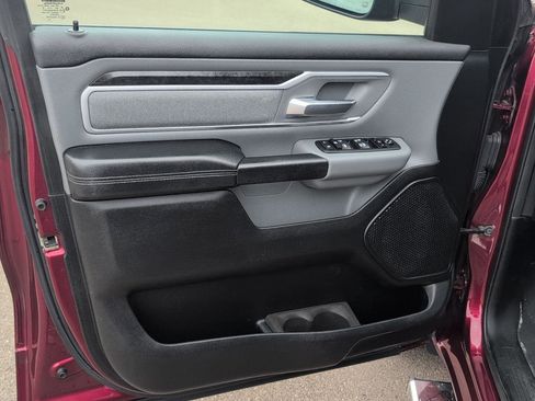 Used 2020 RAM 1500 Big Horn AWD/4WD image 17