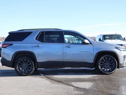 Used 2023 Chevrolet Traverse RS w/ LPO, Floor Liner Package image 7