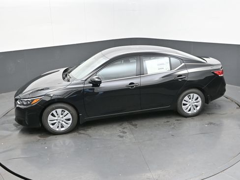 New 2025 Nissan Sentra S image 33