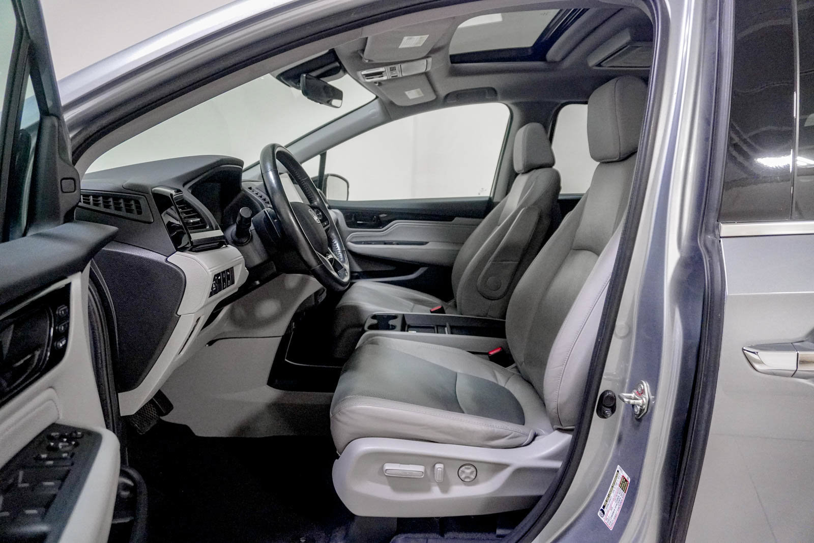 Used 2019 Honda Odyssey Elite image 20