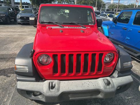 Used 2019 Jeep Wrangler Unlimited Sport S AWD/4WD image 6