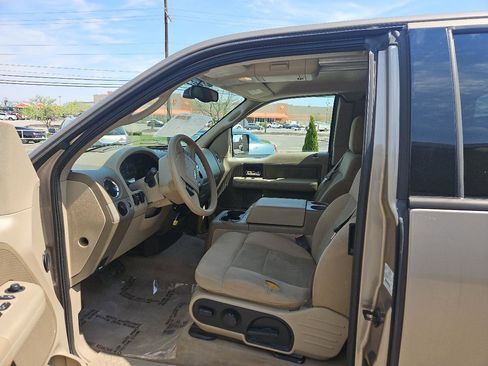 Used 2004 Ford F150 Lariat image 7