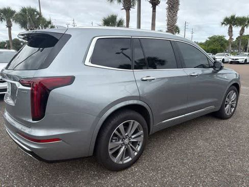 Used 2025 Cadillac XT6 Premium Luxury w/ LPO, Floor Liner Package FWD image 11