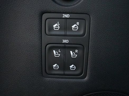 Used 2023 Hyundai Palisade Limited AWD/4WD image 28