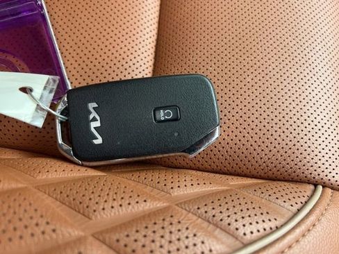 Certified 2023 Kia Sorento SX Prestige image 45