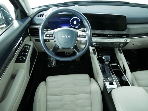 Used 2024 Kia Telluride SX Prestige image 19