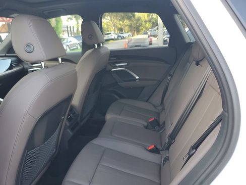 Certified 2025 Audi Q5 Premium Plus w/ Premium Plus AWD/4WD image 17