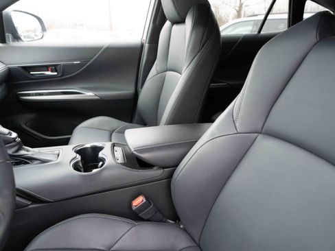 Used 2023 Toyota Venza XLE w/ Activity Package (TMS) image 10