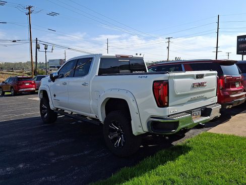 Used 2021 GMC Sierra 1500 SLT w/ SLT Premium Plus Package image 6