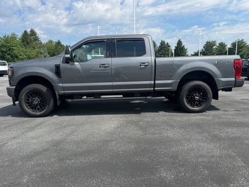 Used 2022 Ford F250 Lariat w/ Black Appearance Package AWD/4WD image 2
