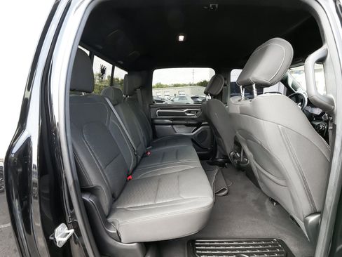 Used 2025 RAM 1500 Big Horn AWD/4WD image 39