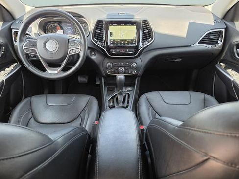 Used 2021 Jeep Cherokee Limited w/ Elite Package FWD image 16