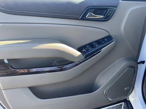 Used 2019 GMC Yukon SLE image 15