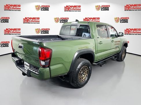 Used 2022 Toyota Tacoma SR5 w/ Trail Edition AWD/4WD image 18
