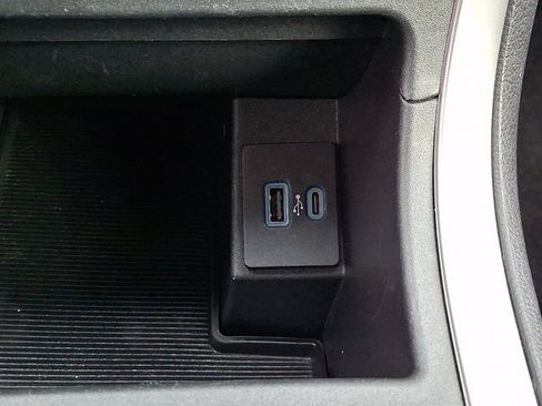 Used 2024 Ford Edge SEL image 27