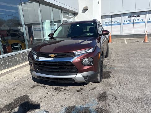 Used 2022 Chevrolet TrailBlazer LT w/ Driver Confidence Package image 5