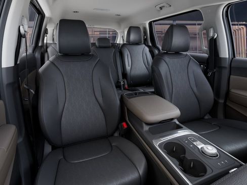 New 2026 Kia Carnival LXS FWD image 21