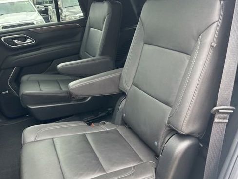 Used 2023 Chevrolet Tahoe Z71 w/ Luxury Package image 24