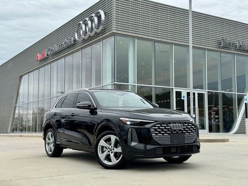 New 2025 Audi Q5 2.0T Premium Plus image 2