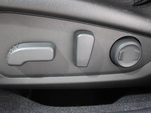 New 2026 Subaru Outback Premium image 4