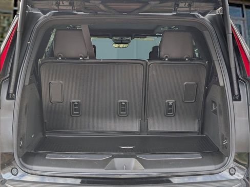 Certified 2024 Cadillac Escalade Sport Platinum w/ LPO, ONYX Package image 28