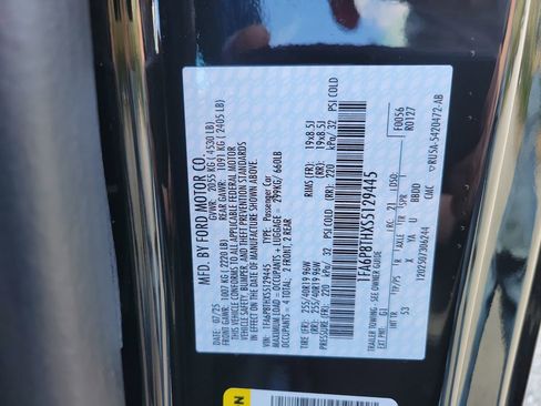 Used 2025 Ford Mustang Premium image 39