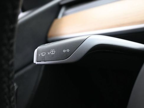 Used 2021 Tesla Model Y 2WD image 21