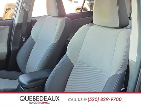 Used 2014 Toyota RAV4 XLE FWD image 10