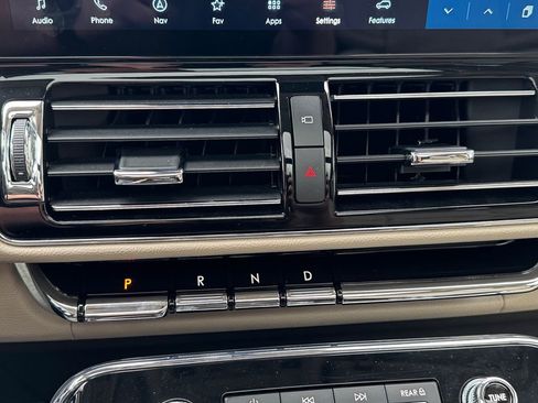 Used 2024 Lincoln Navigator L Reserve w/ Equipment Group 201A AWD/4WD image 20
