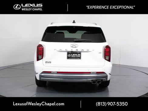 Used 2023 Hyundai Palisade Calligraphy AWD/4WD image 7