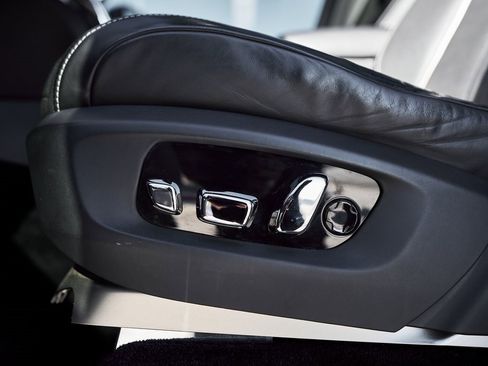 Used 2019 Rolls-Royce Cullinan image 39