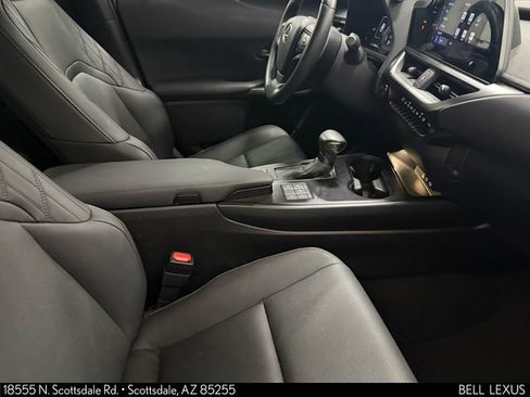 Used 2024 Lexus UX 250h F Sport image 30