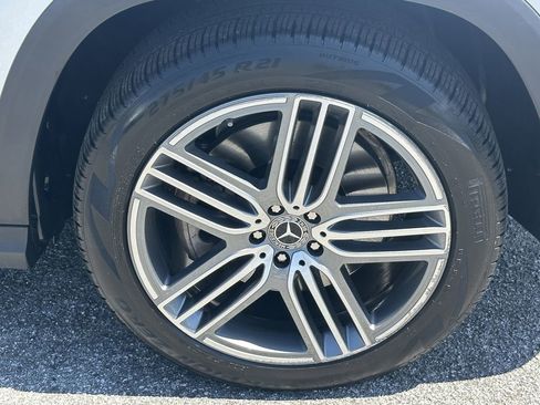 Certified 2025 Mercedes-Benz GLS 450 4MATIC image 14