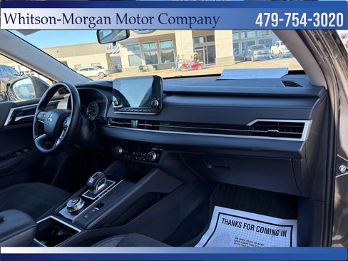 Used 2024 Mitsubishi Outlander FWD image 35