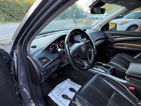 Used 2017 Acura MDX SH-AWD image 13