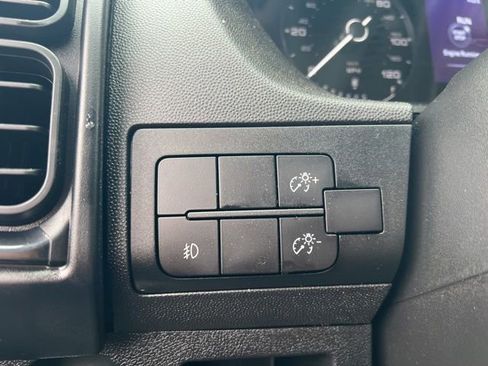 Used 2024 RAM ProMaster 2500 w/ Convenience Group image 5