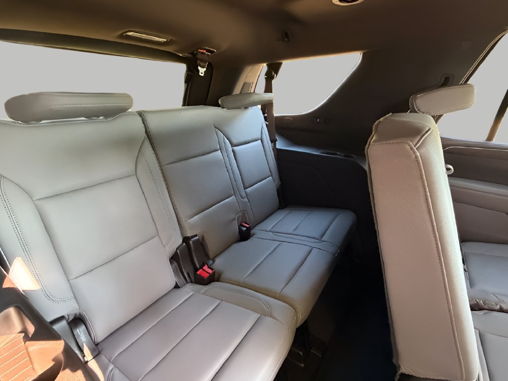 Used 2022 Chevrolet Tahoe Z71 w/ Max Trailering Package AWD/4WD image 8