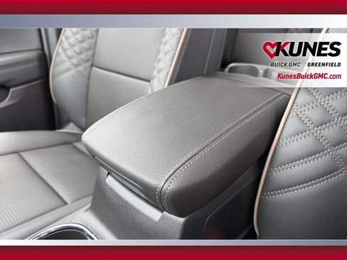 New 2026 GMC Canyon Denali AWD/4WD image 28