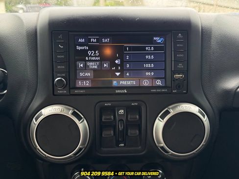 Used 2018 Jeep Wrangler Unlimited Sahara AWD/4WD image 16